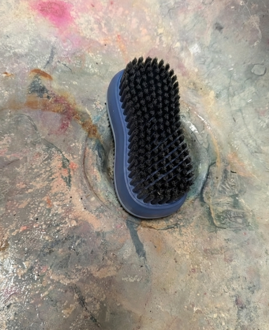 The Fresh Giraffe Tradesman's Nail Brush