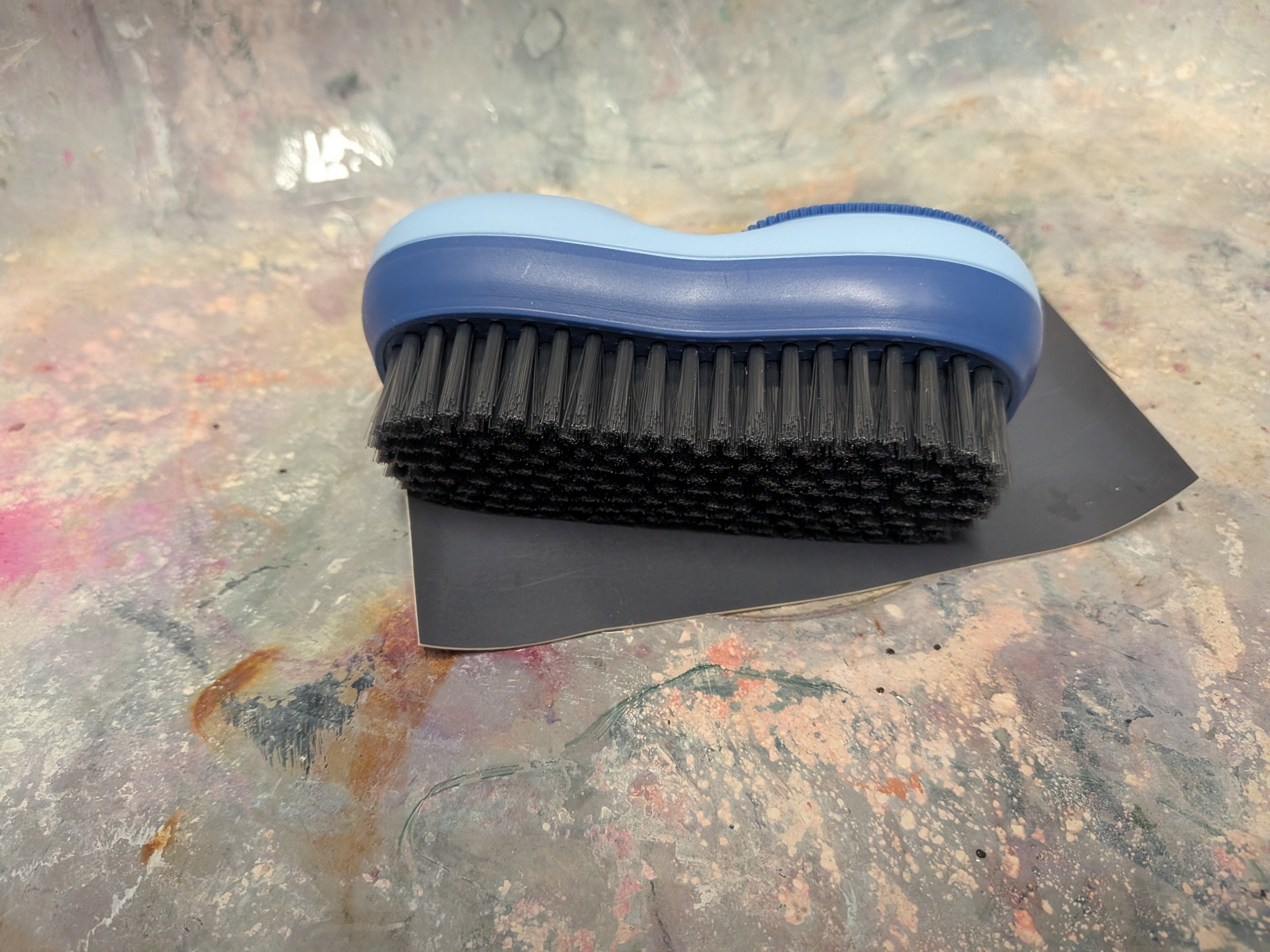 The Fresh Giraffe Tradesman's Nail Brush